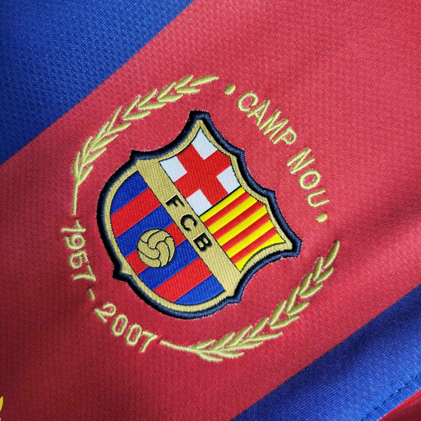 Camisa Barcelona Home 07/08 - Versao Retro - detalhe