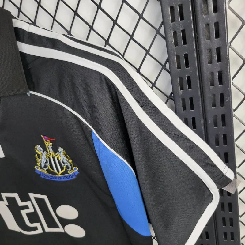 Camisa Newcastle Away 01/02 - Versão Retrô