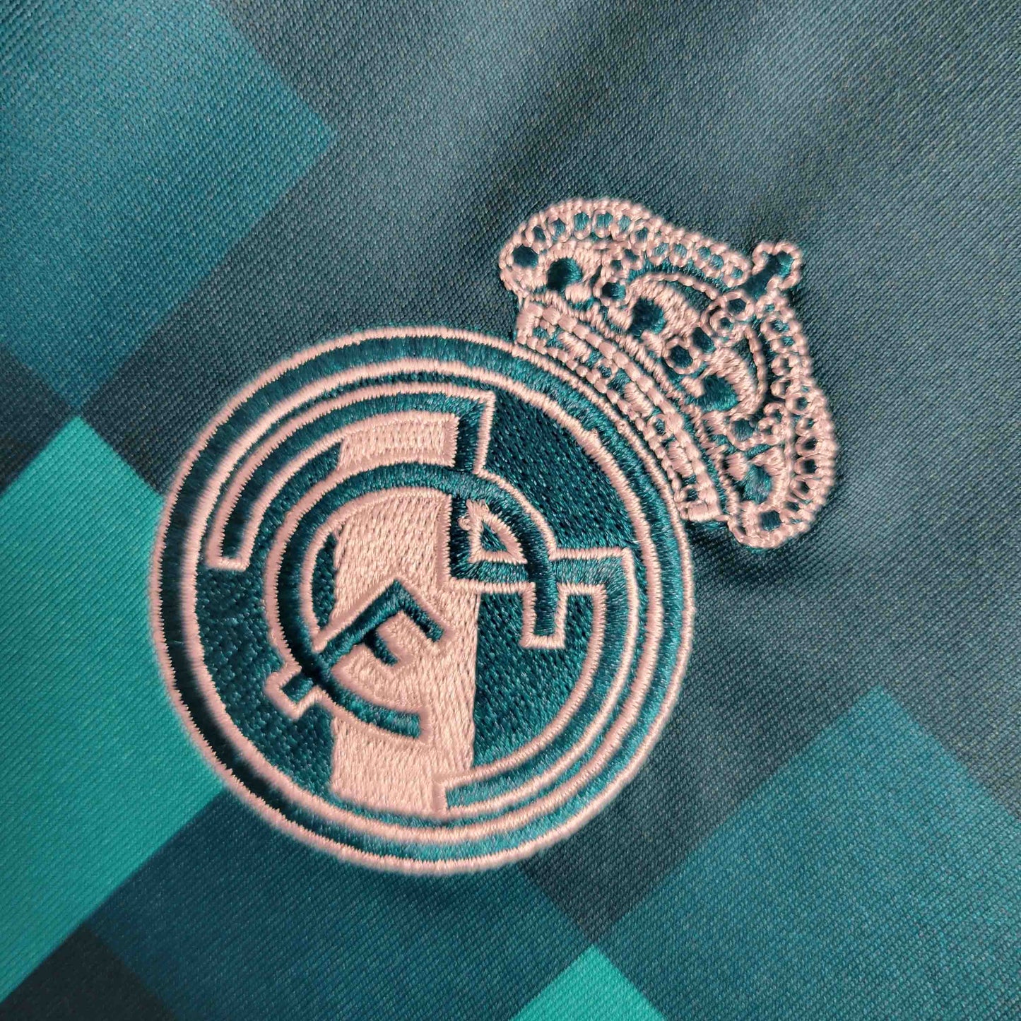 Camisa Real Madrid II 17/18 - Versao Retro - imagem 5