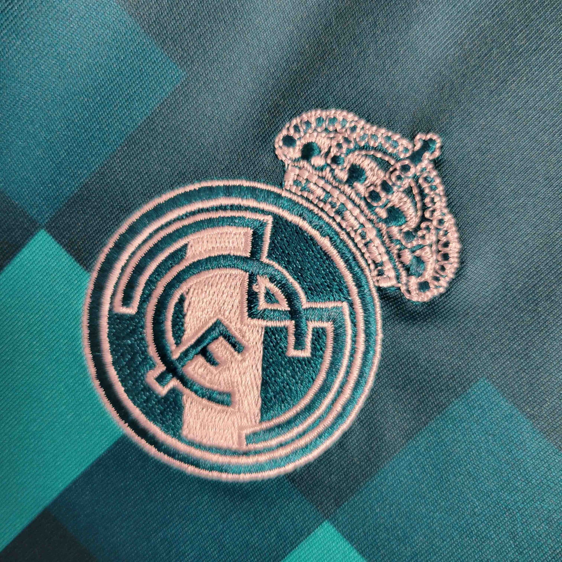 Camisa Real Madrid II 17/18 - Versao Retro - imagem 5
