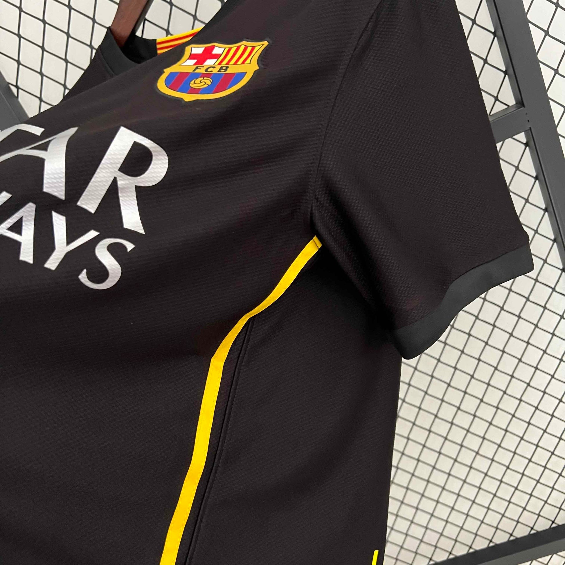 Camisa Barcelona III 13/14 - Versao Retro - imagem 5