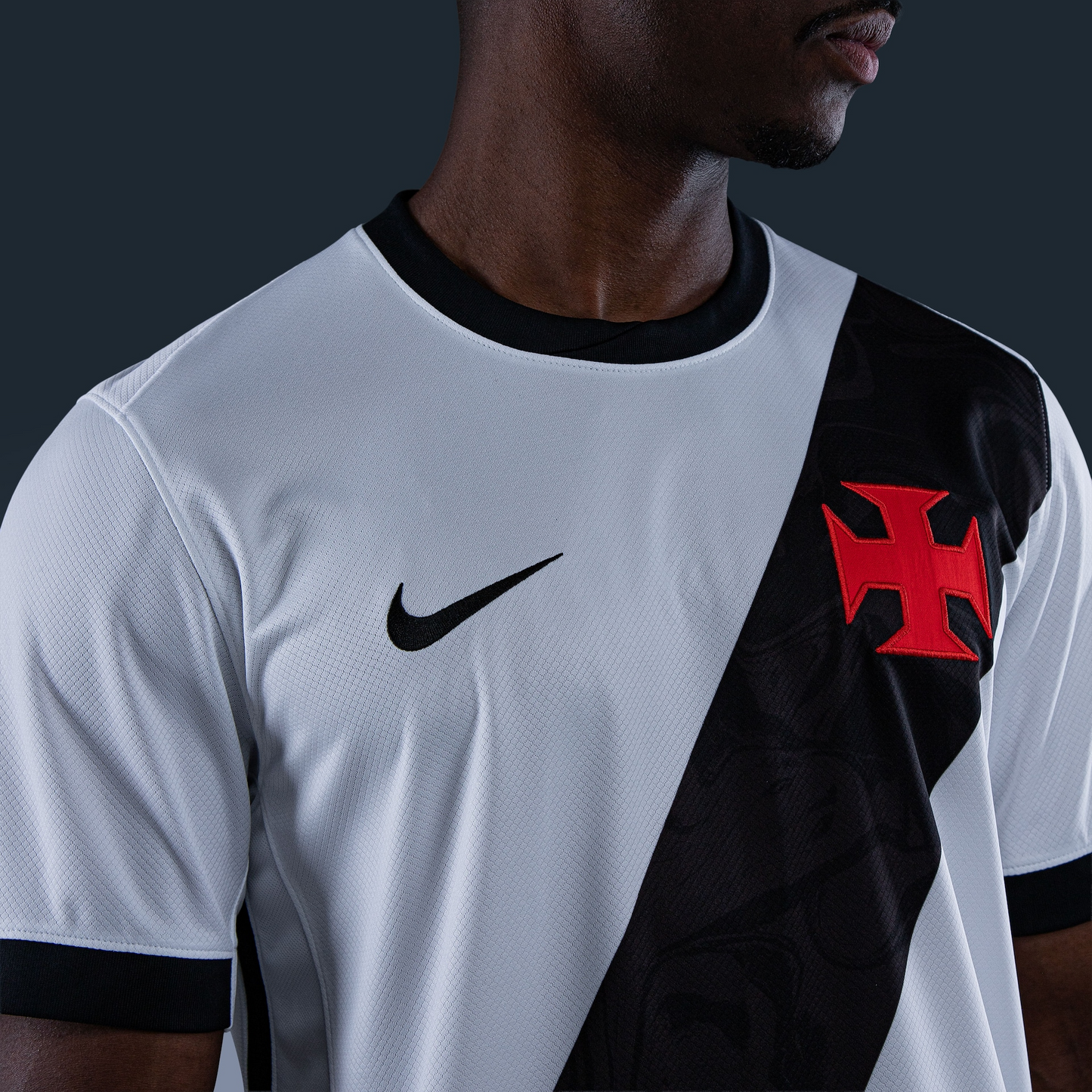 Camisa Vasco 2026/27 II MARINO N° 18 - imagem 5