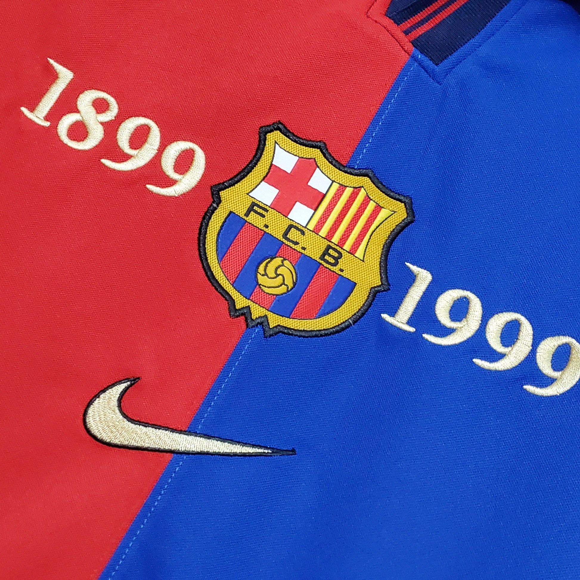 Camisa Barcelona Edicao Comemorativa 100 Anos - Versao Retro - vista traseira