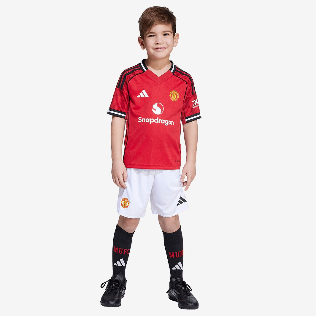 Conjunto Infantil Adidas Manchester United 2025/26 Torcedor - vista frontal