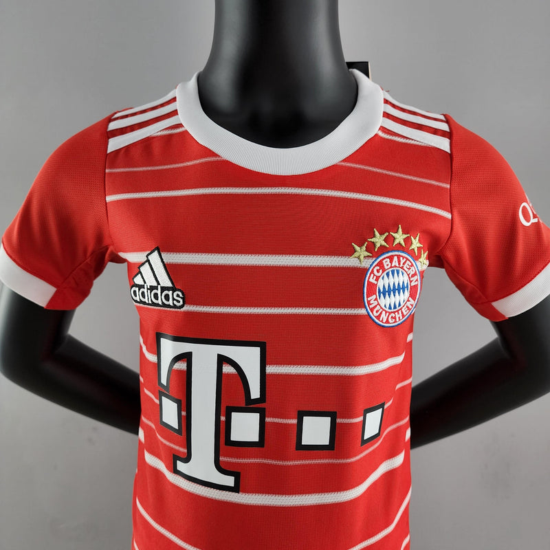 Conjunto Infantil Bayern de Munique 2022/23 - Home