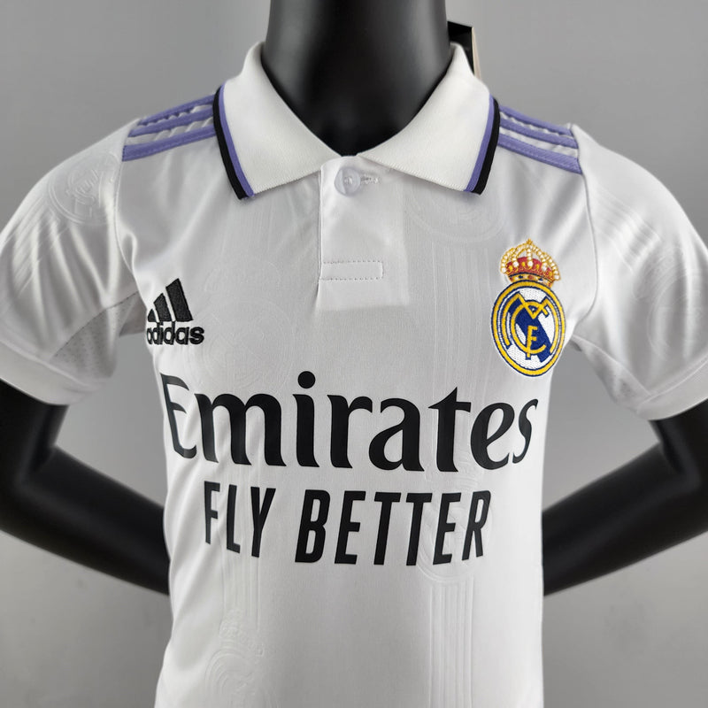 Conjunto Infantil Real Madrid 2022/23 - Home