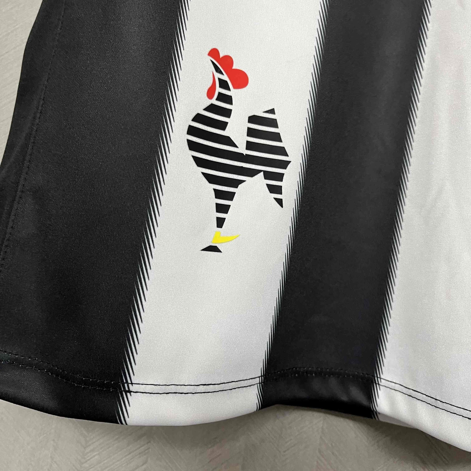 Camisa Atletico Mineiro 2013 - Versao Retro - imagem 4