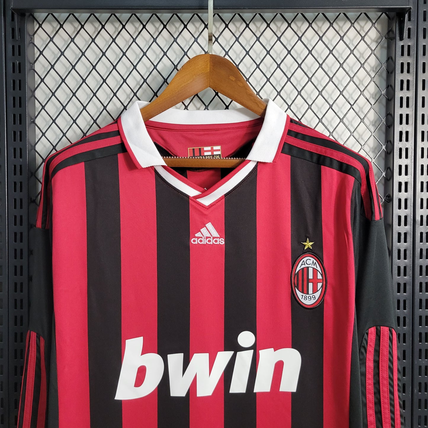 Camisa Milan Home 2009/10 - Versao Retro Manga Longa - imagem 4