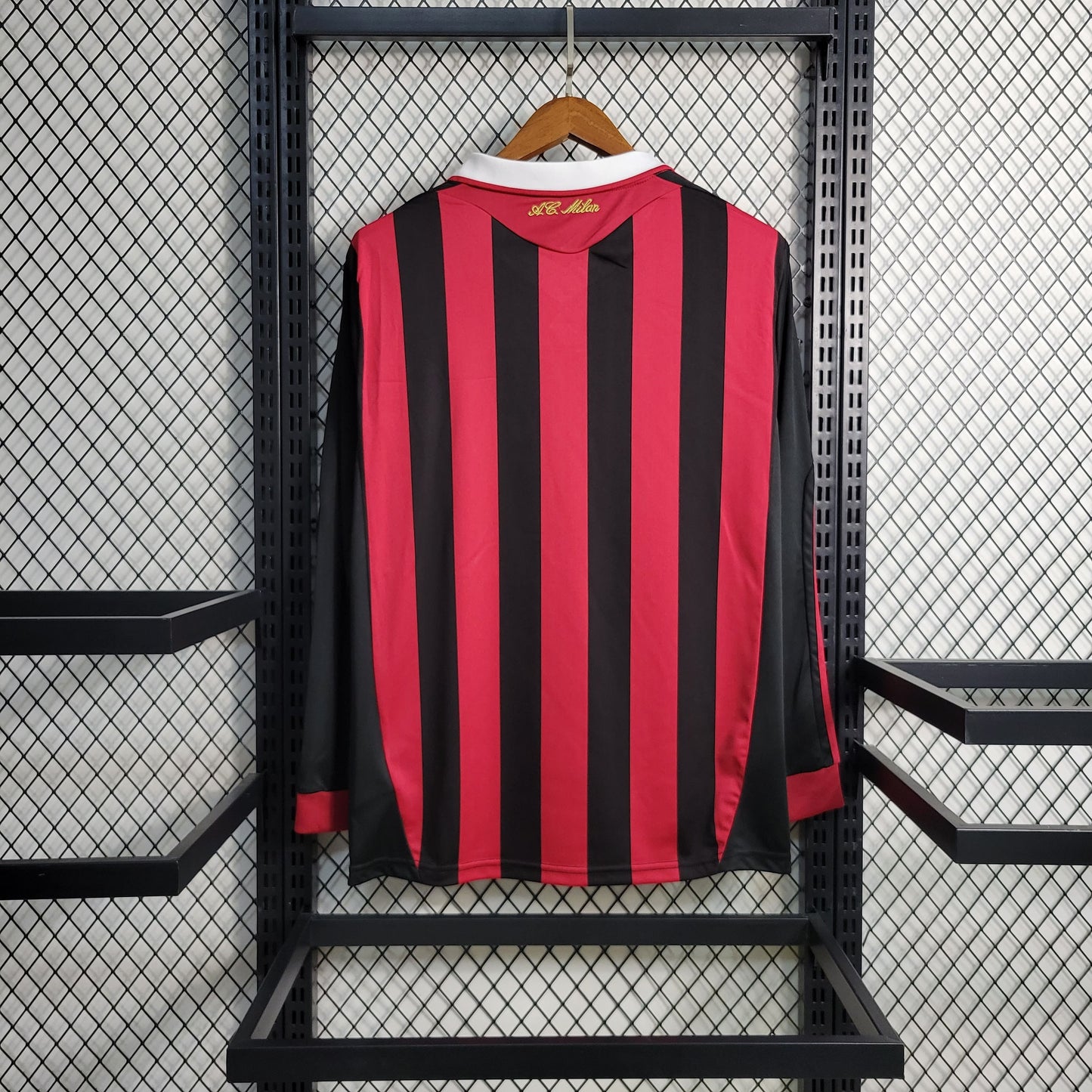 Camisa Milan Home 2009/10 - Versao Retro Manga Longa - detalhe