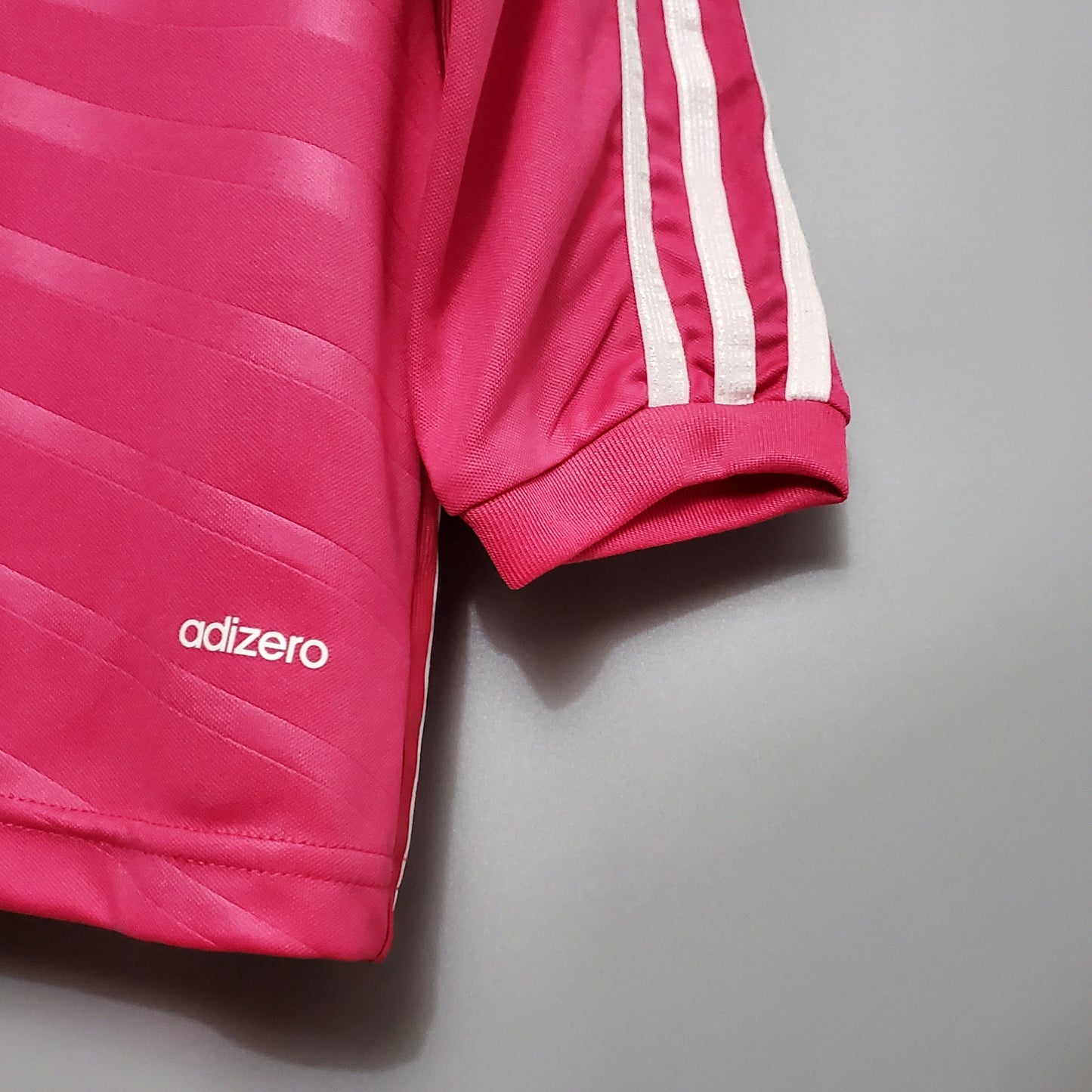 Camisa Real Madrid Reserva 14/15 - Versao Retro Manga Longa - detalhe