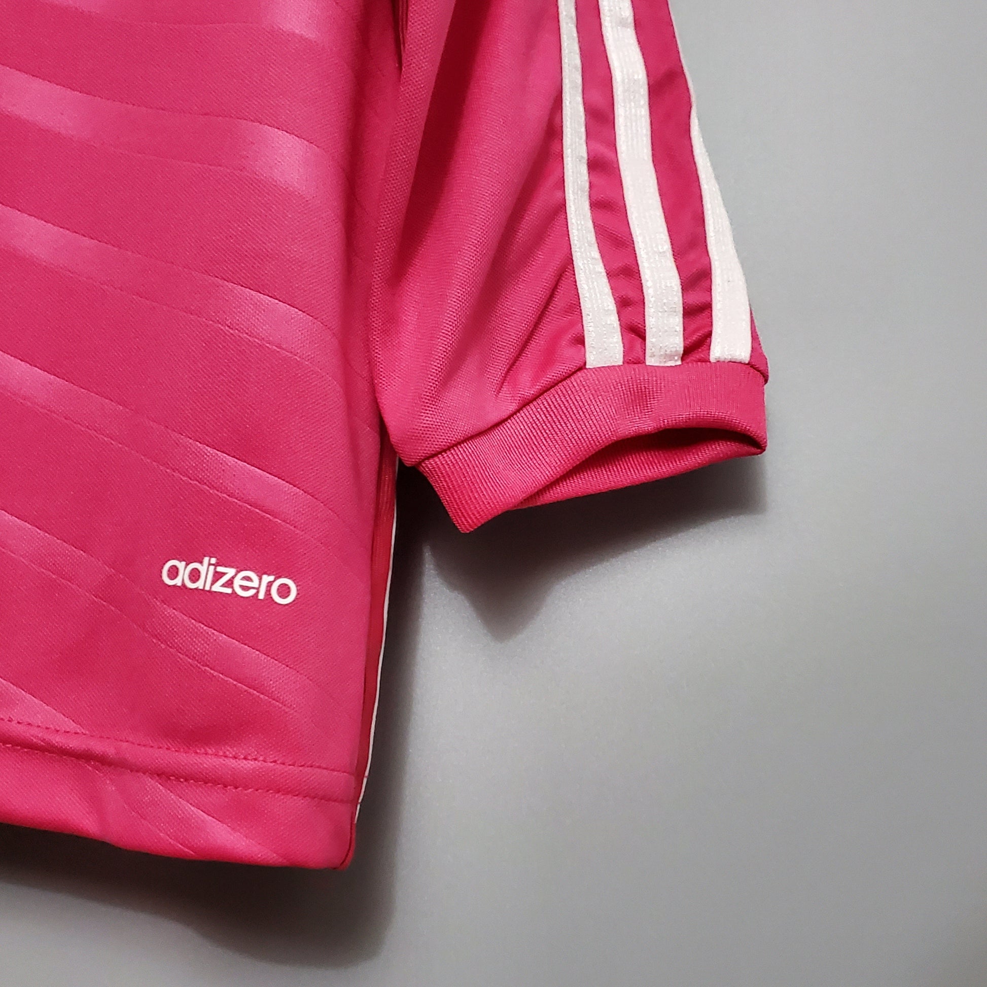 Camisa Real Madrid Reserva 14/15 - Versao Retro Manga Longa - detalhe