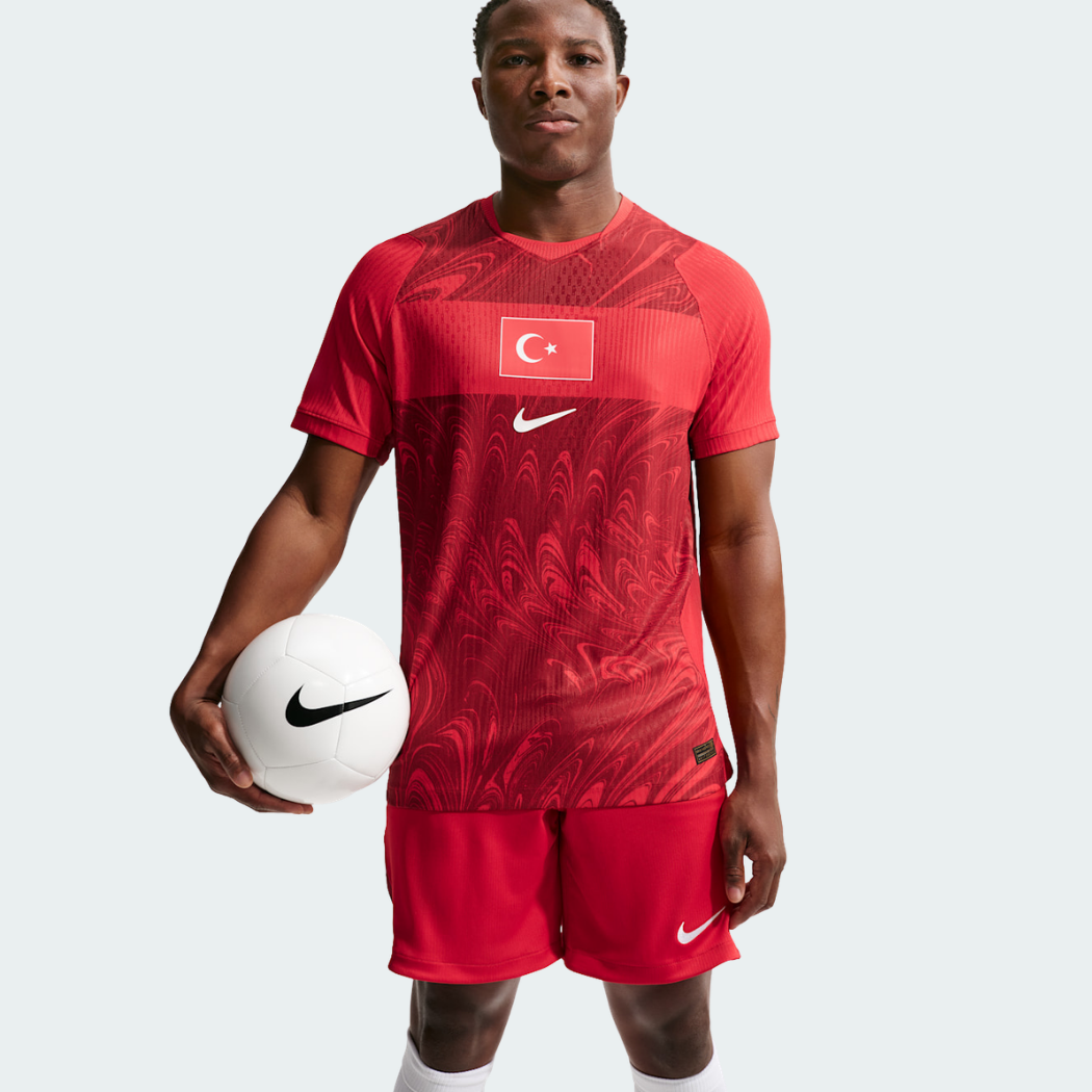 Camisa Turquia 2026/27 I Jogador - vista frontal