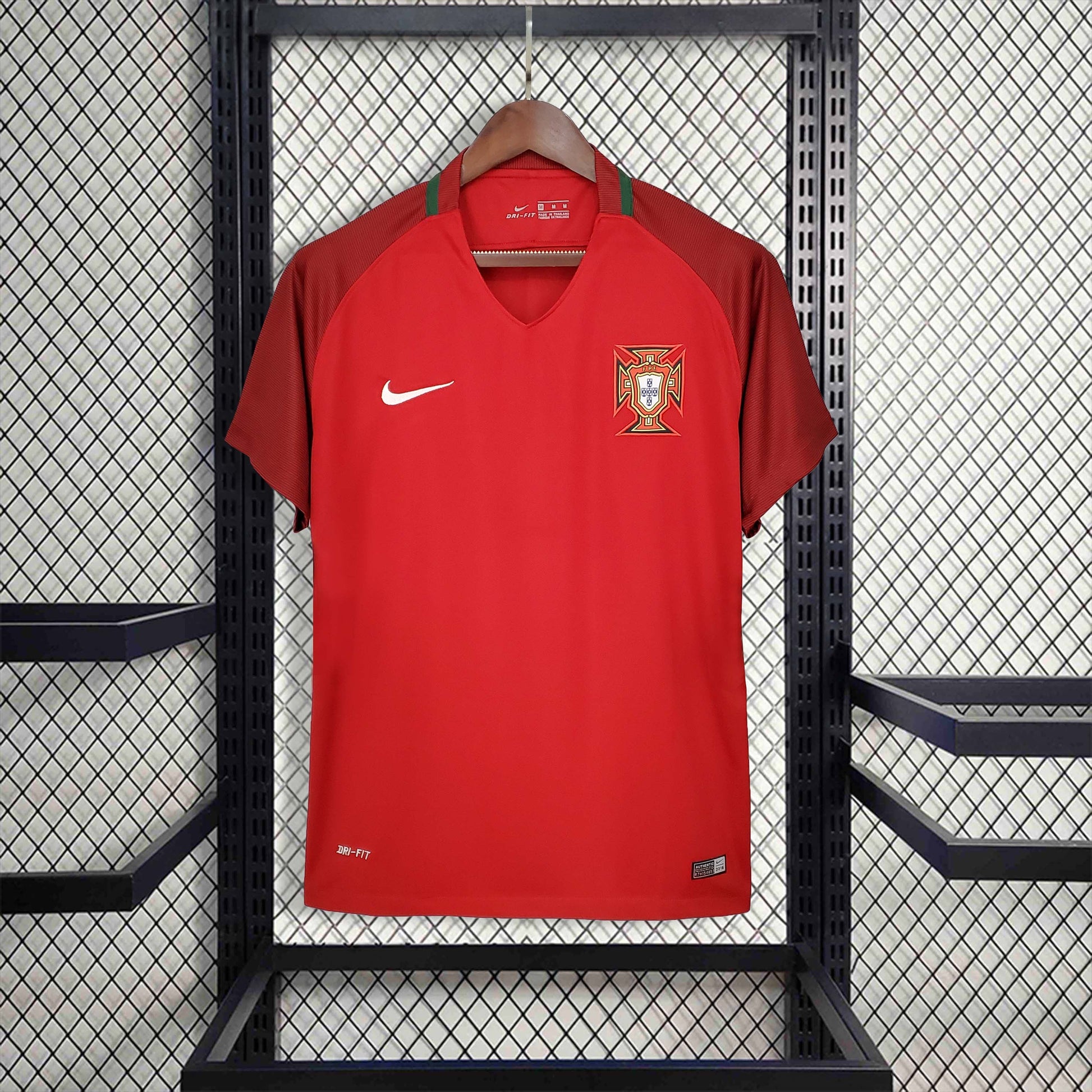 Camisa Portugal Titular 2016 - Versao Retro - vista traseira