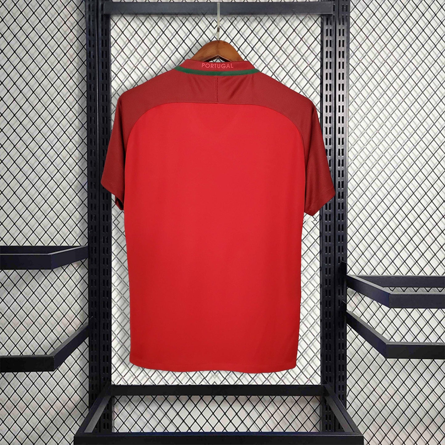 Camisa Portugal Titular 2016 - Versao Retro - detalhe