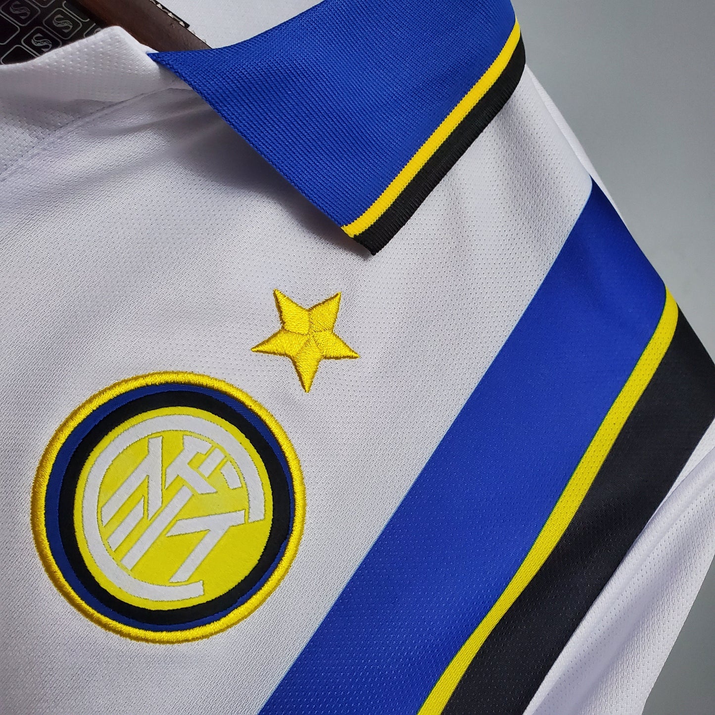 Camisa Inter de Milao Reserva 97/98 - Versao Retro - vista traseira