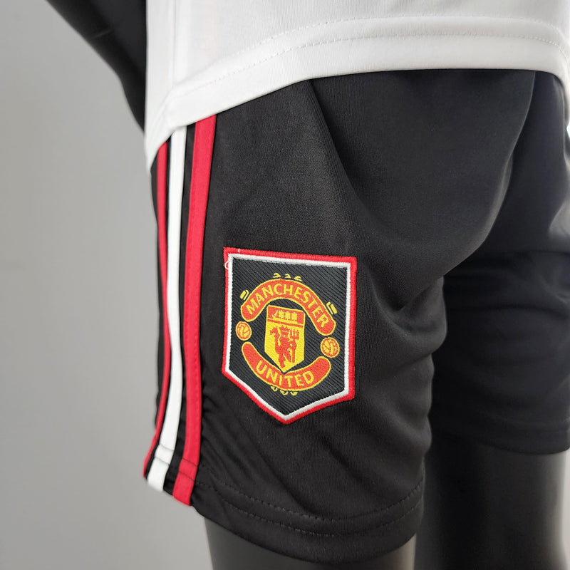 Conjunto Infantil Manchester United 2022/23 - Away