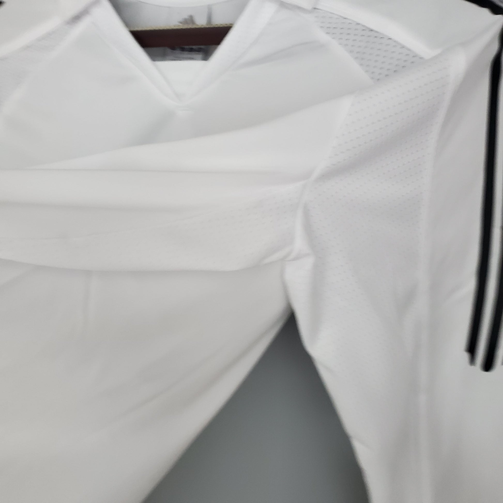 Camisa Real Madrid Titular 05/06 - Versao Retro Manga Longa - imagem 4