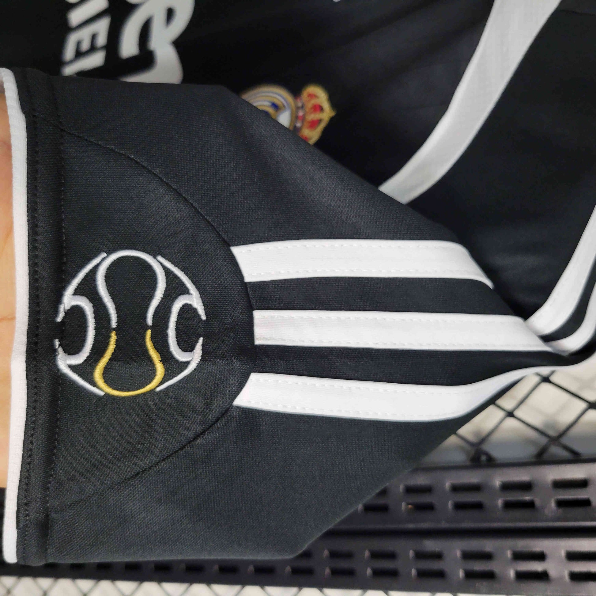 Camisa Real Madrid II 06/07 - Versao Retro - imagem 4