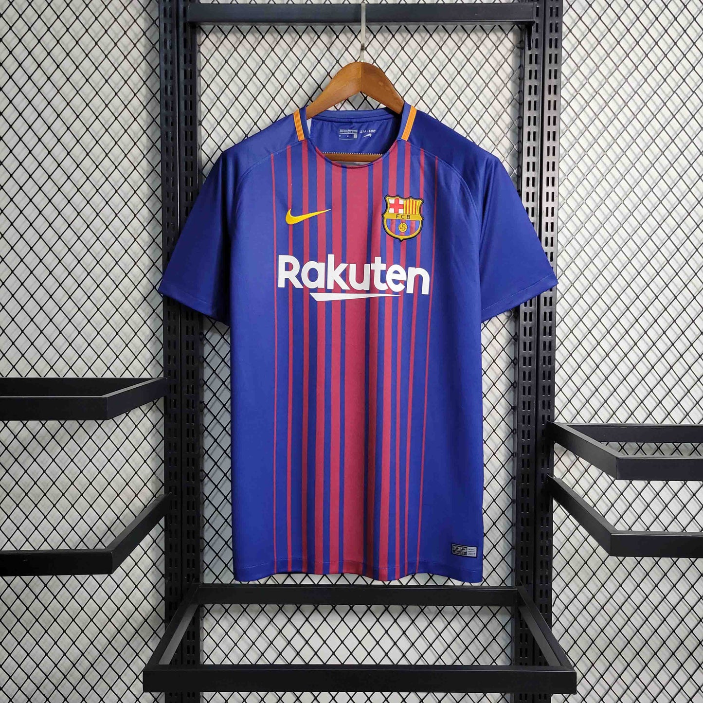 Camisa Barcelona Titular 17/18 - Versão Retrô