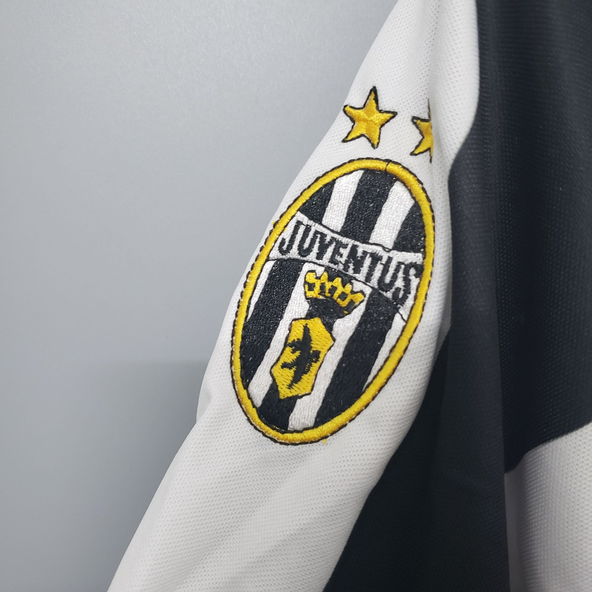 Camisa Juventus Titular 97/98 - Versao Retro - detalhe
