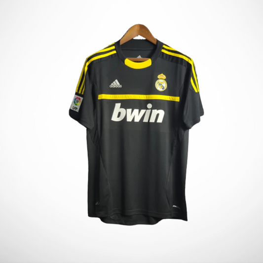 Camisa Real Madrid Goleiro Preta 11/12 - Versao Retro - vista frontal