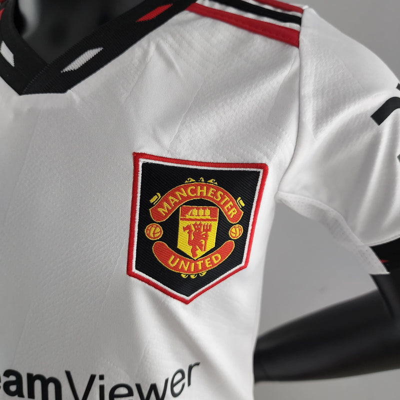 Conjunto Infantil Manchester United 2022/23 - Away