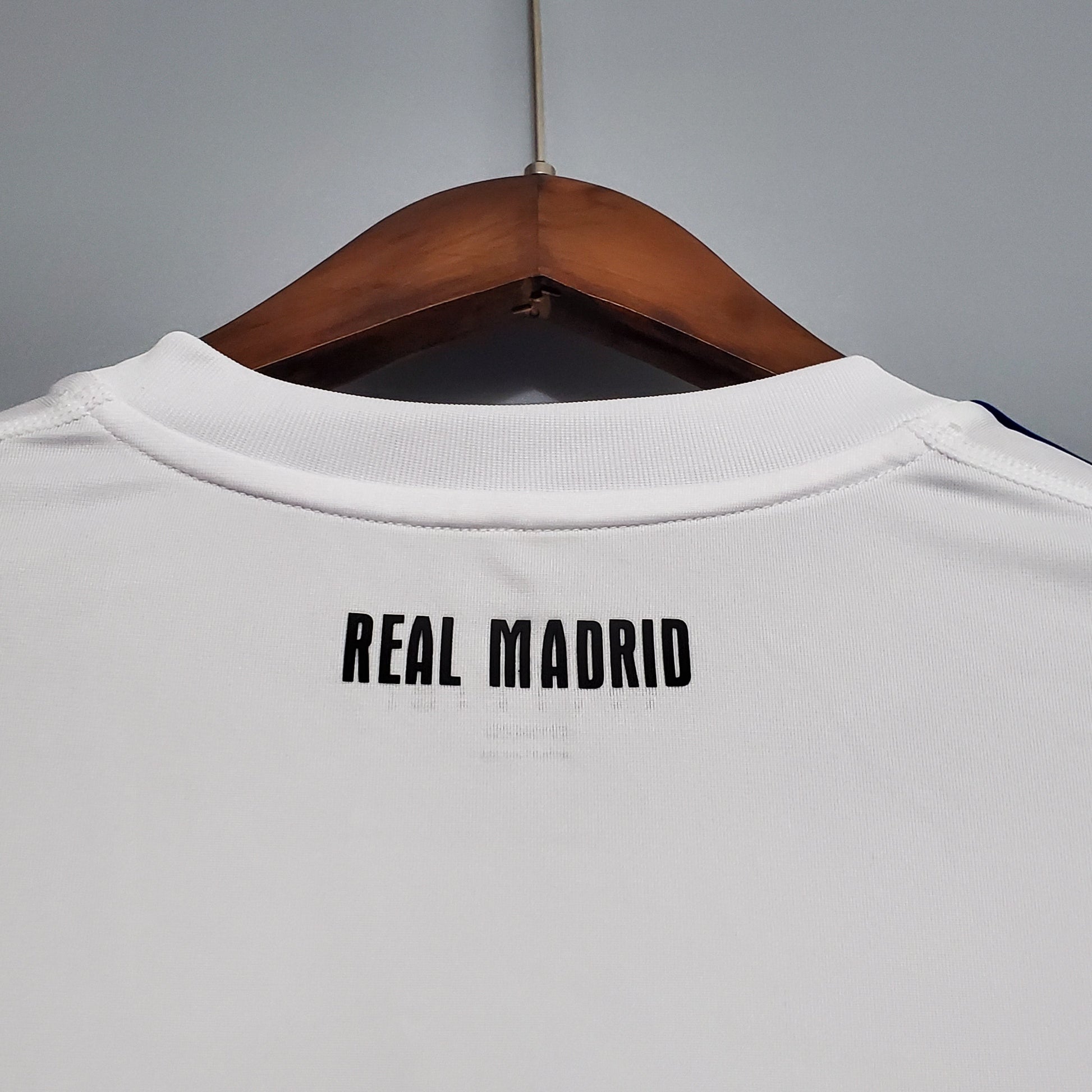 Camisa Real Madrid Titular 10/11 - Versao Retro Manga Longa - imagem 5