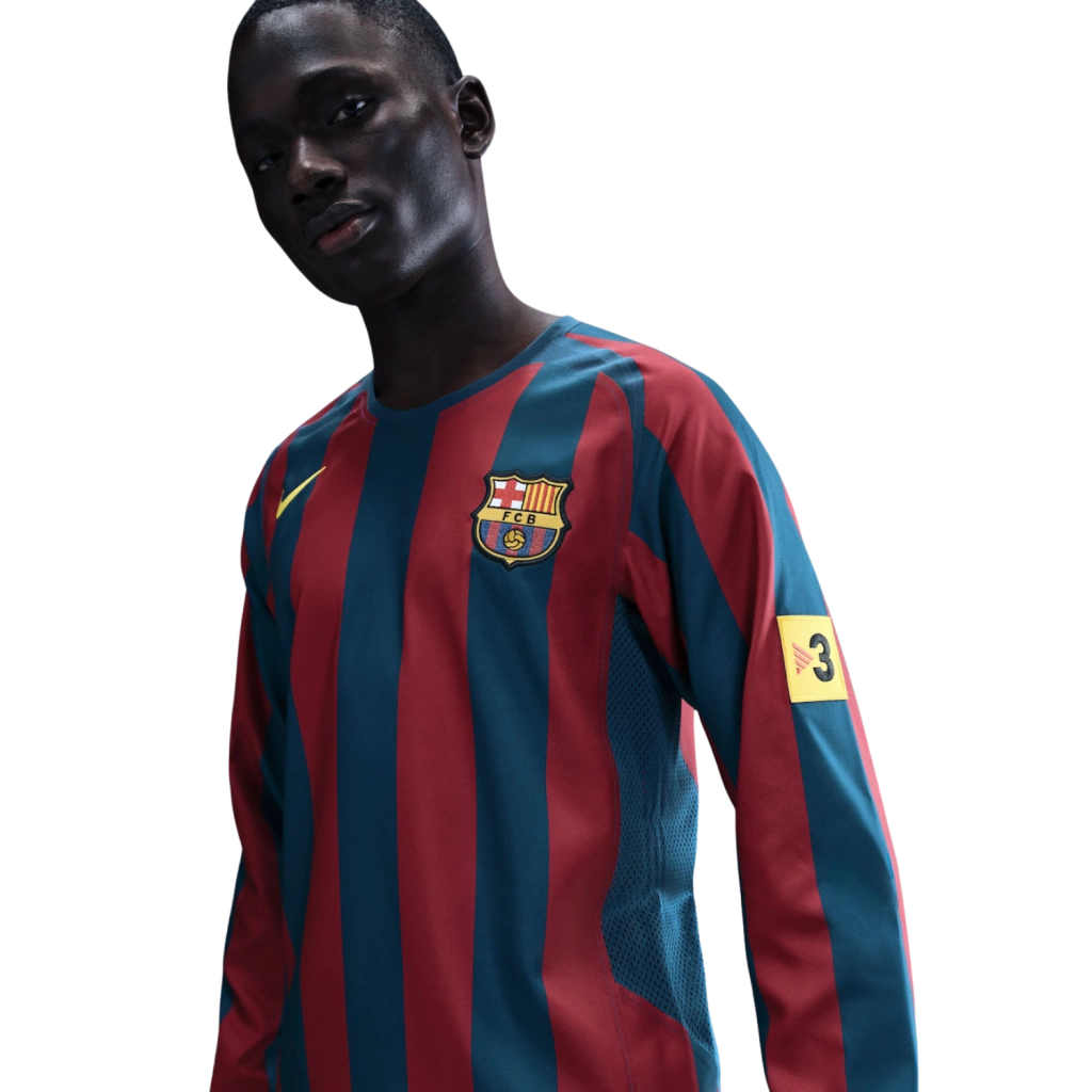 Camisa Retrô Barcelona Home 2005/2006 Manga Longa