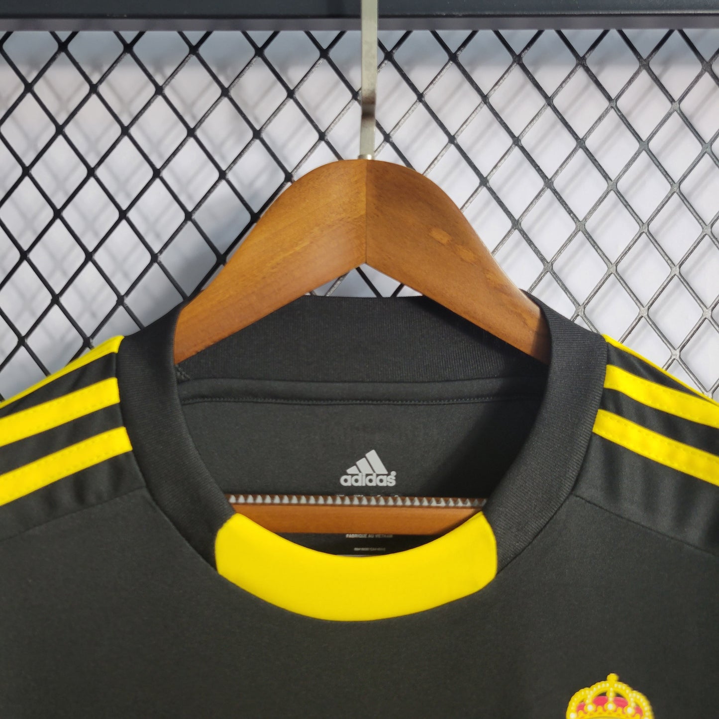 Camisa Real Madrid Goleiro Preta 11/12 - Versao Retro - imagem 4