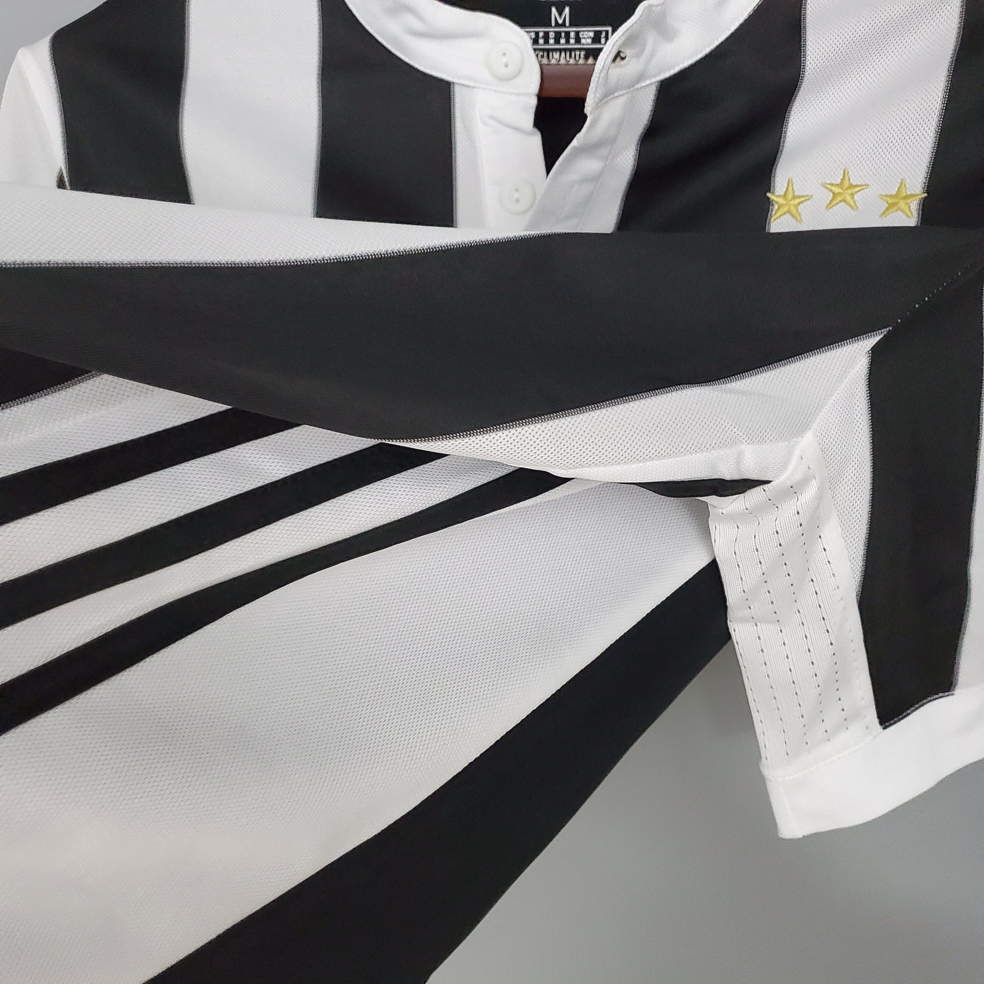 Camisa Juventus Titular 17/18 - Versao Retro - imagem 4