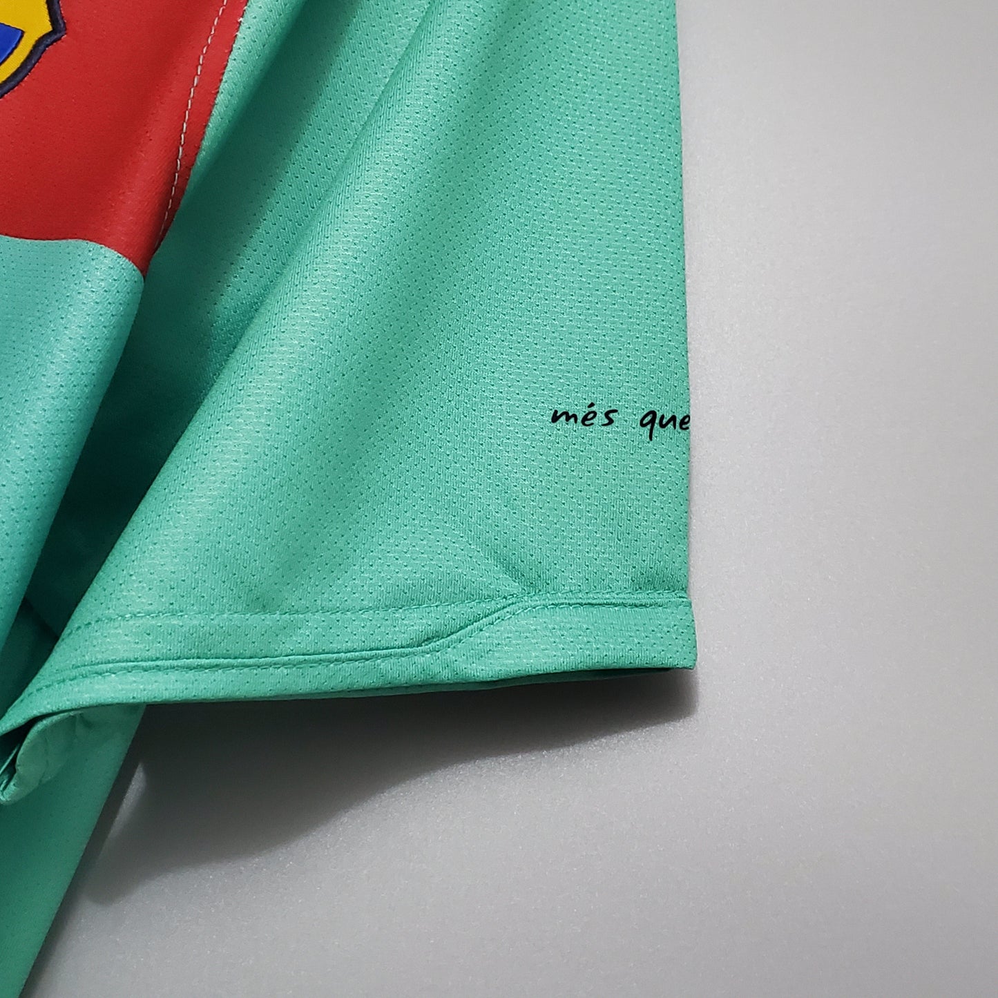 Camisa Barcelona Reserva 10/11 - Versao Retro - detalhe