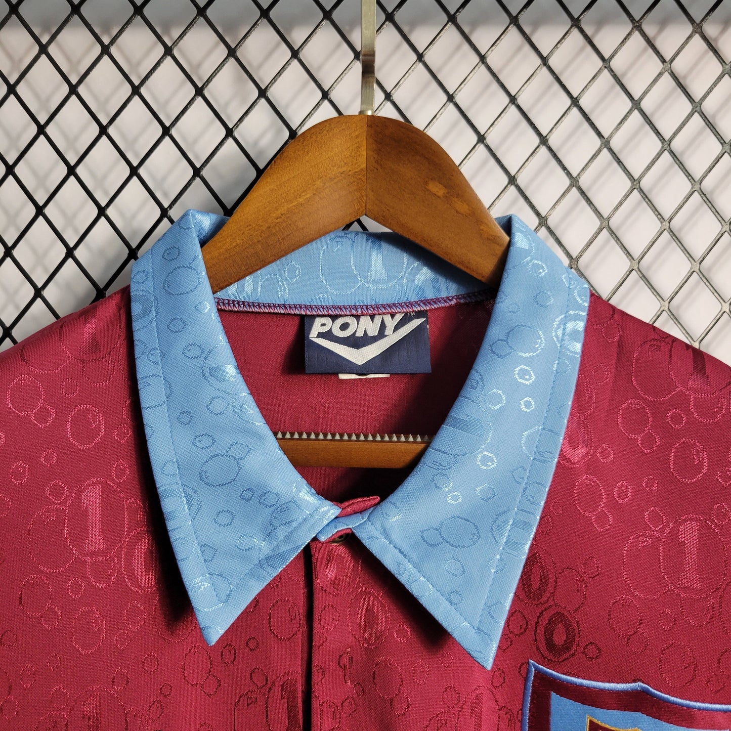 Camisa West Ham Titular 95/97 - Versao Retro - detalhe