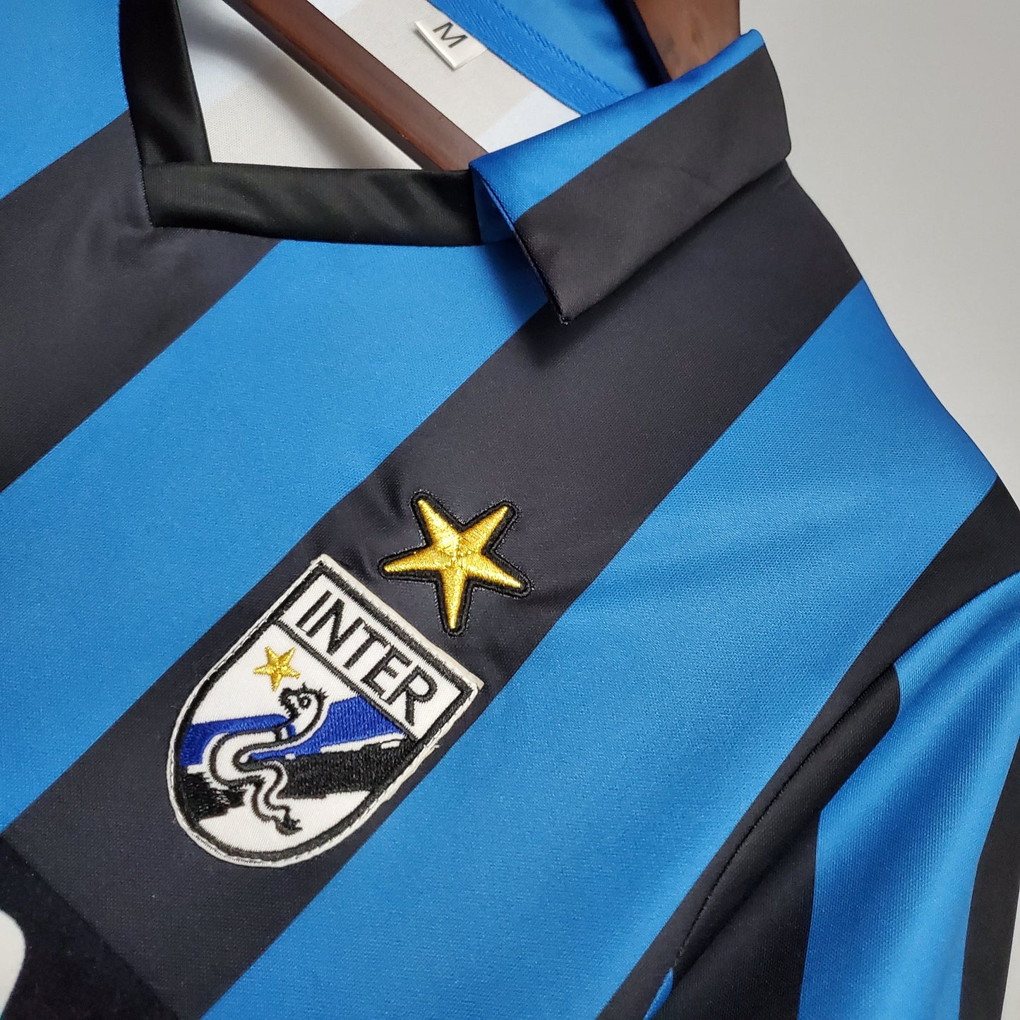 Camisa Inter de Milao Titular 88/90 - Versao Retro - vista traseira
