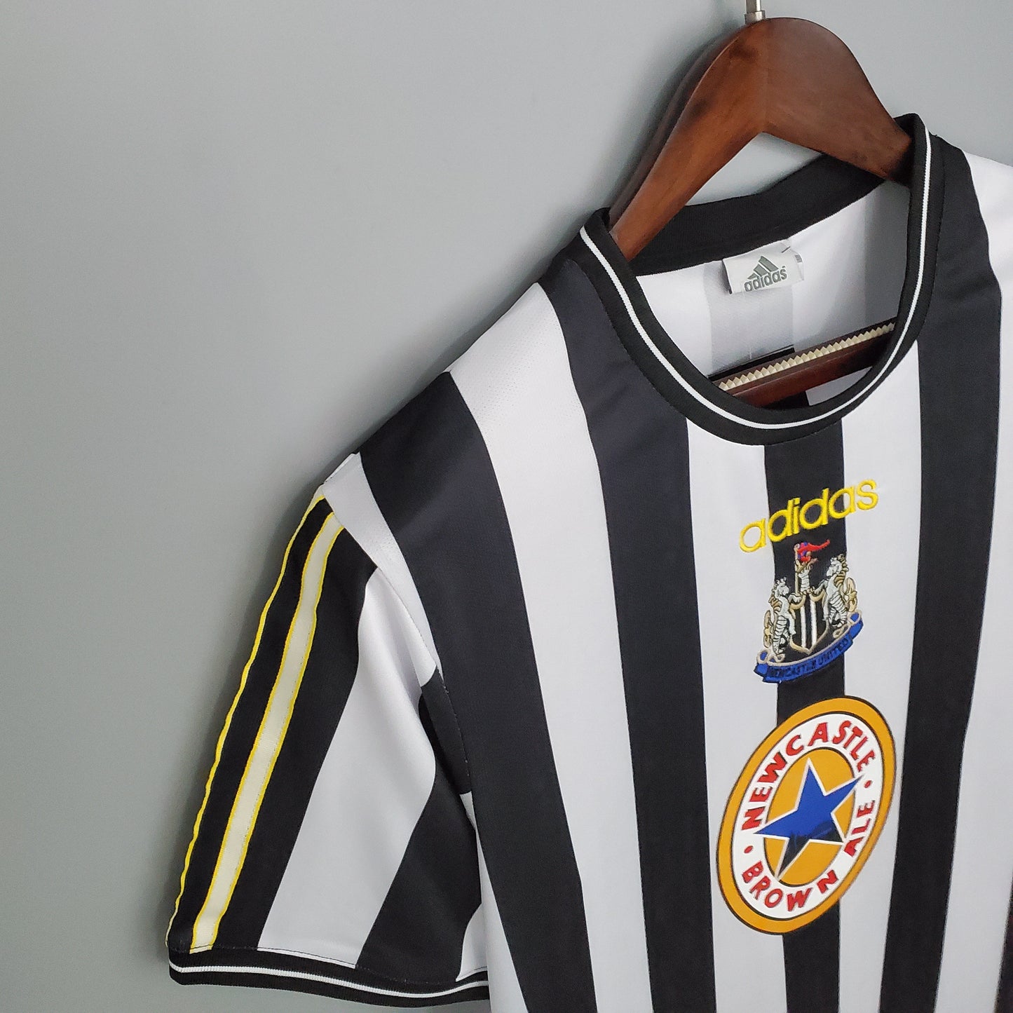 Camisa Newcastle Titular 97/99 - Versão Retrô