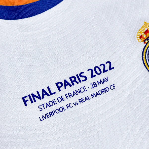 Camisa Retrô Real Madrid 2021/22 Home