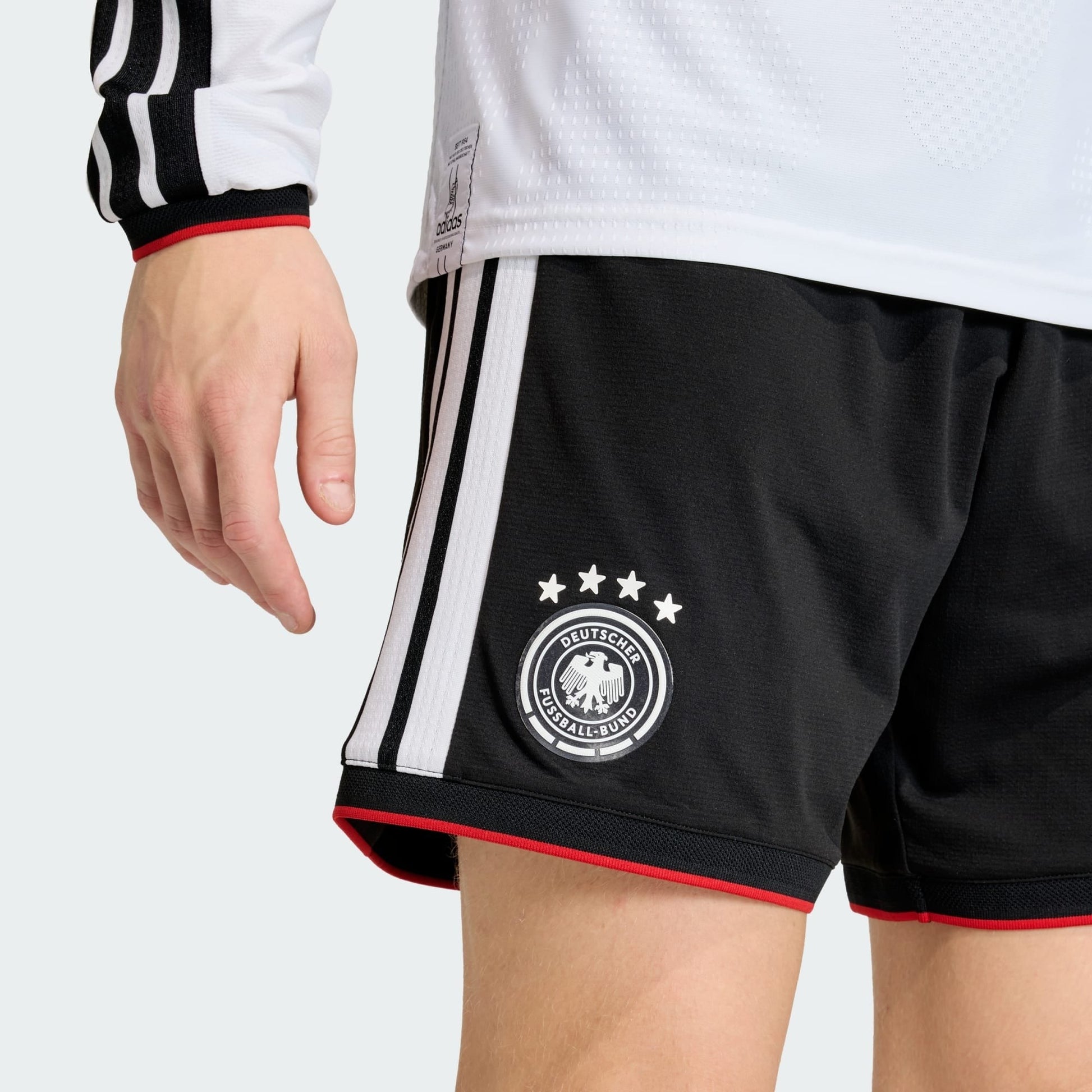Shorts Alemanha 2026/27 I - vista frontal
