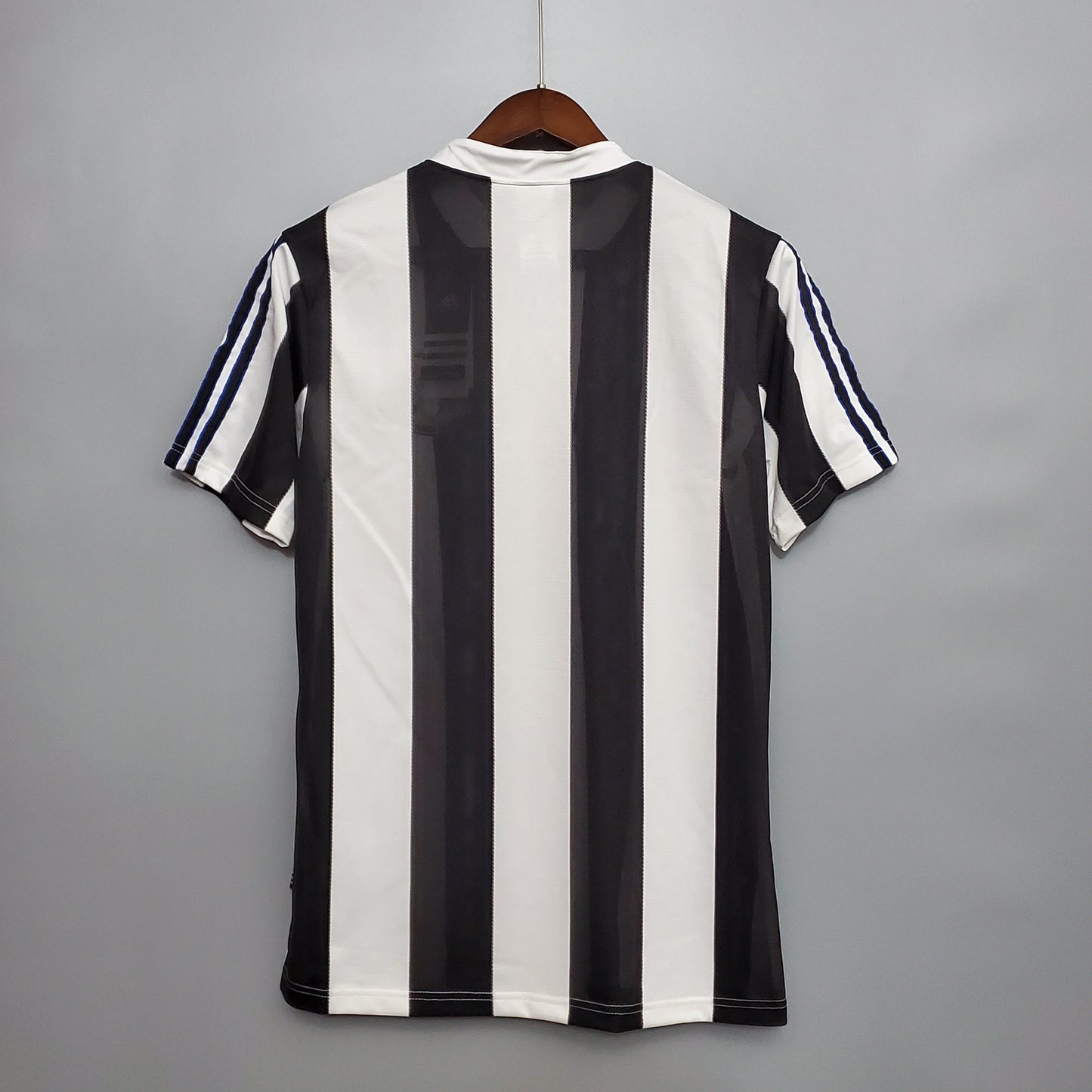 Camisa Newcastle Titular 95/97 - Versão Retrô