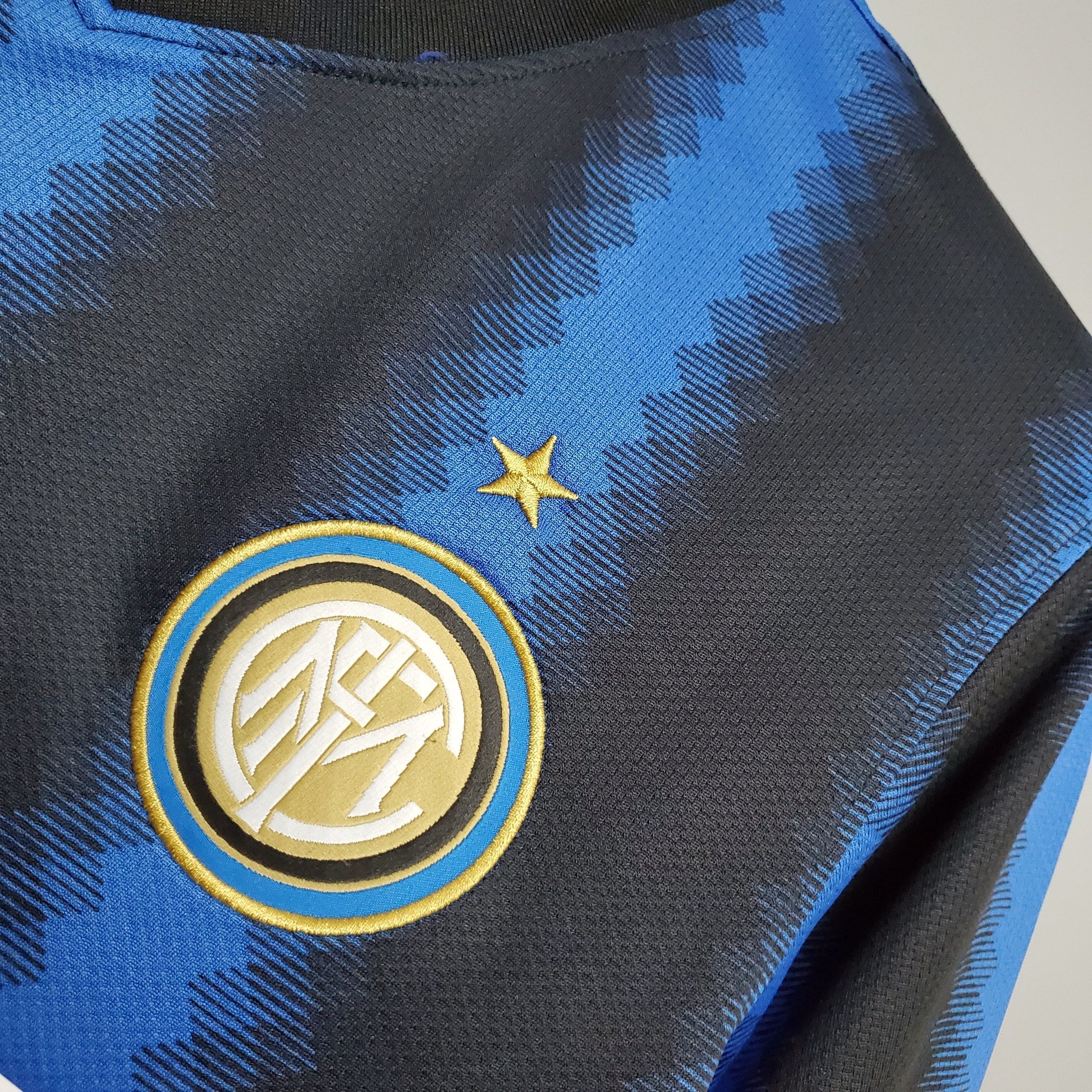 Camisa Inter de Milao Titular 10/11 - Versao Retro - vista traseira