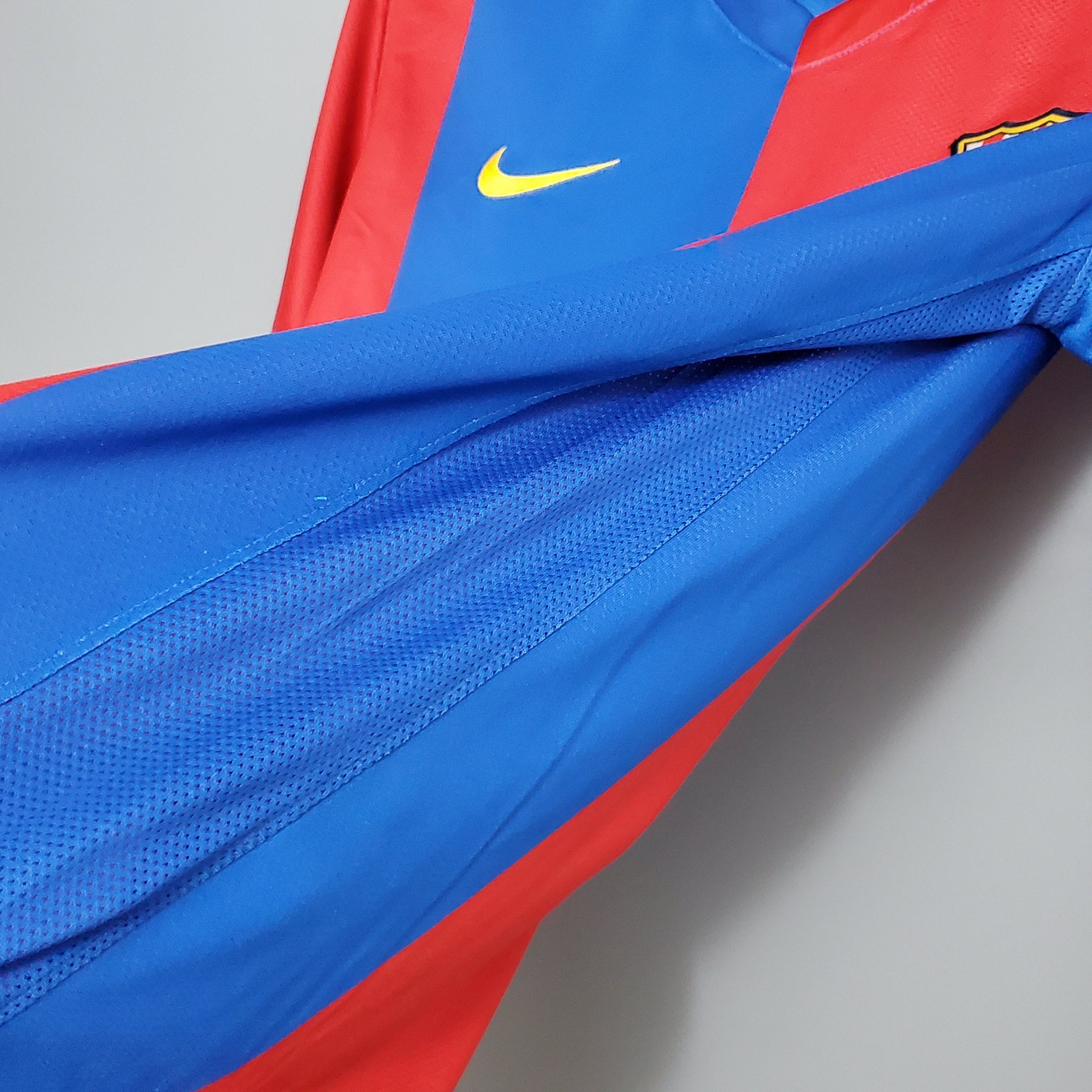 Camisa Barcelona Titular 06/07 - Versao Retro - imagem 4