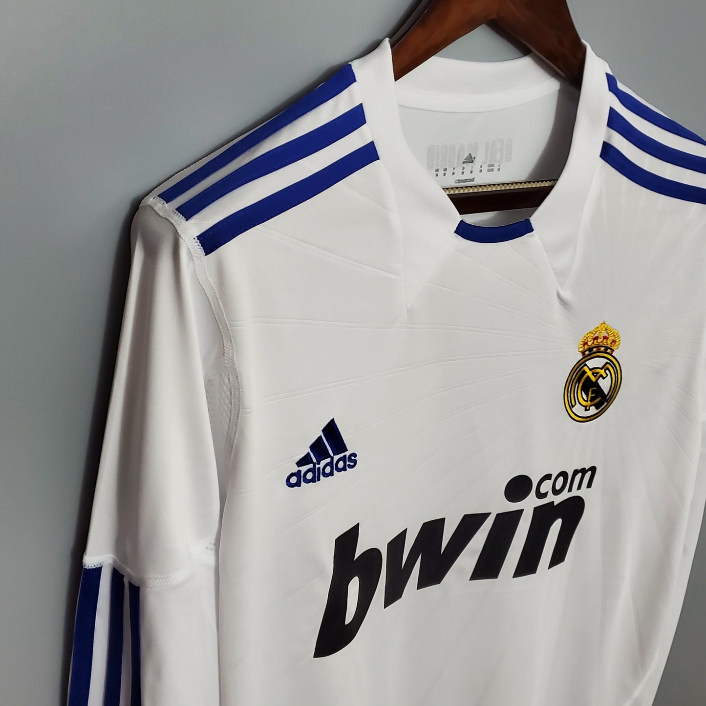 Camisa Real Madrid Titular 10/11 - Versao Retro Manga Longa - imagem 4
