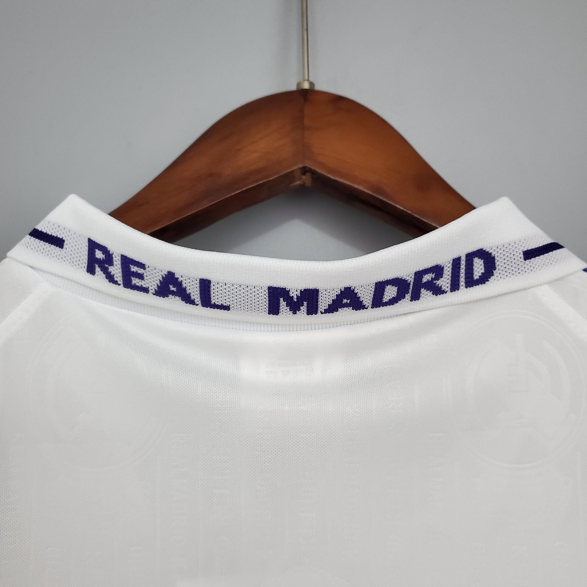 Camisa Real Madrid Titular 96/97 - Versao Retro - imagem 5