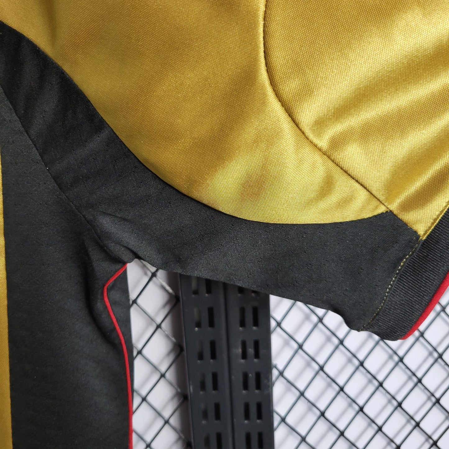 Camisa Milan Reserva 13/14 - Versão Retrô