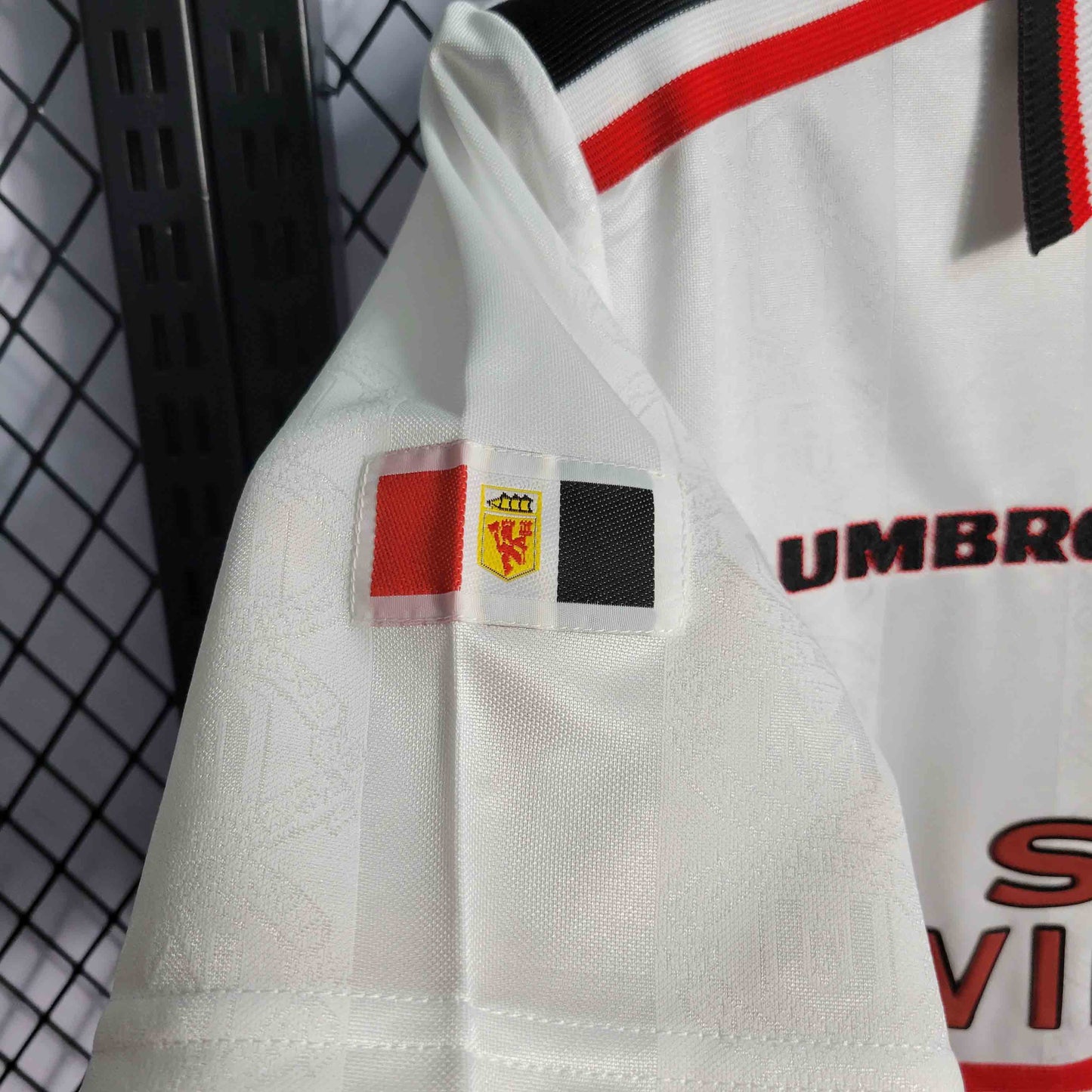 Camisa Manchester United 98 - Versao Retro - imagem 5