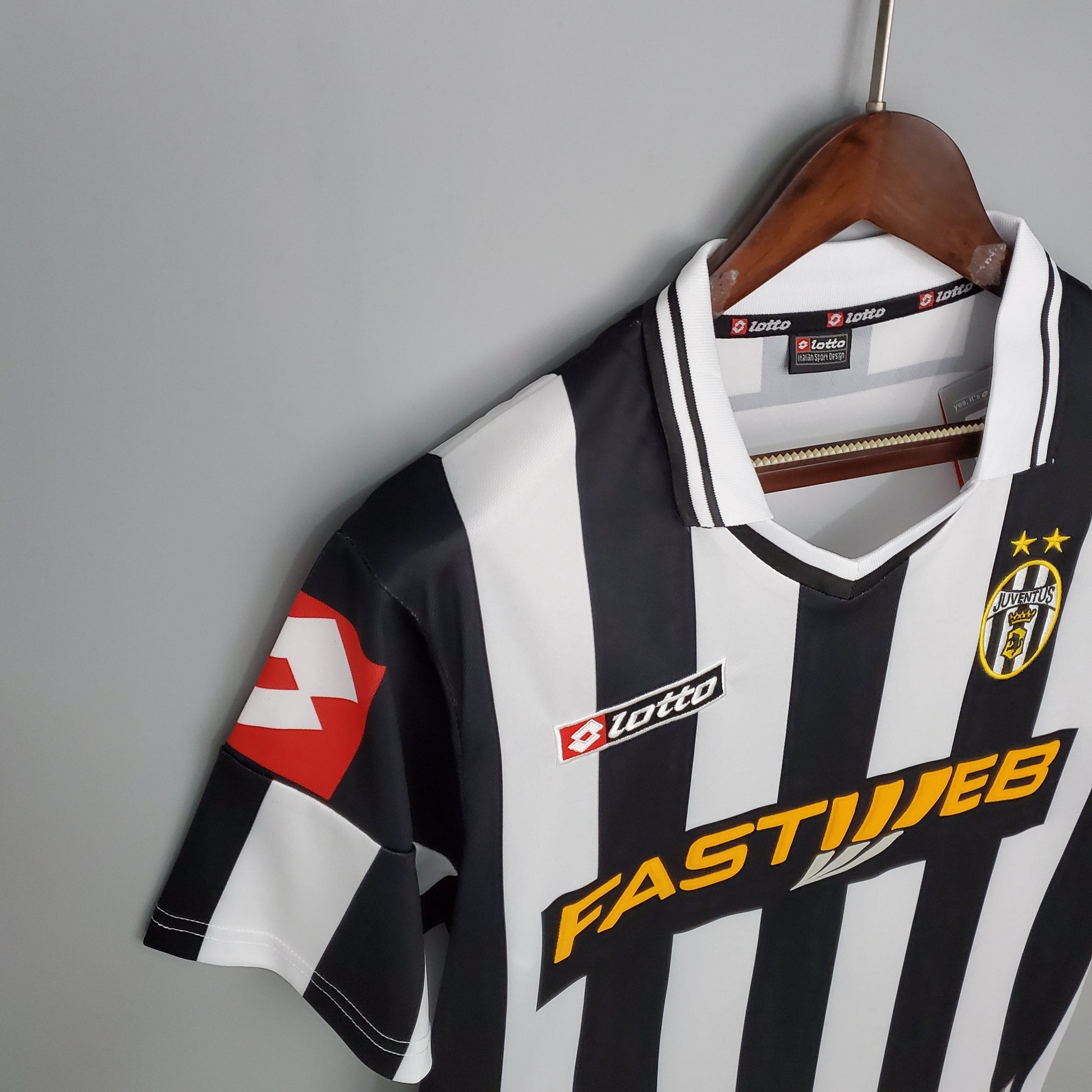 Camisa Juventus Titular 01/02 - Versao Retro - imagem 4