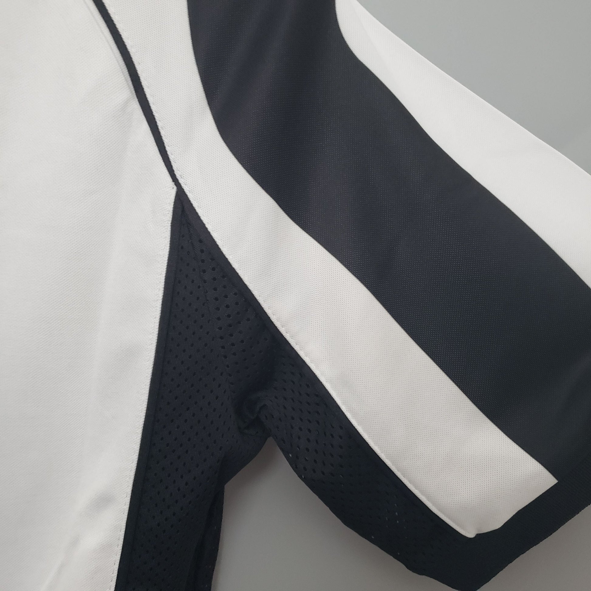 Camisa Juventus Titular 97/98 - Versao Retro - imagem 5