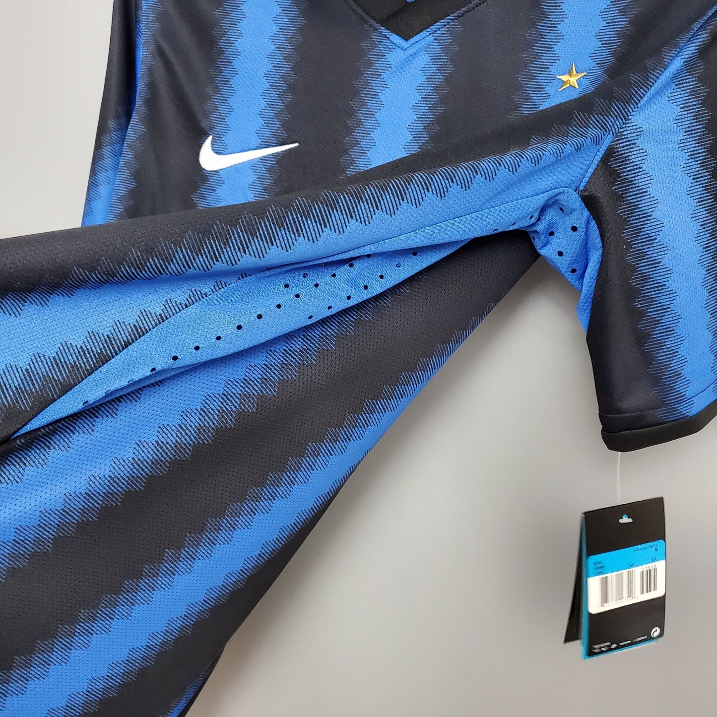 Camisa Inter de Milao Titular 10/11 - Versao Retro - detalhe