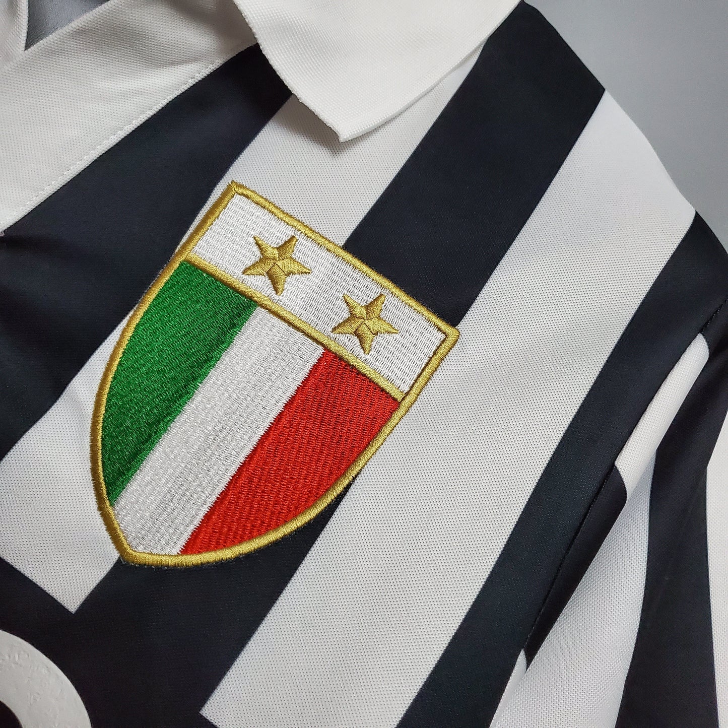 Camisa Juventus Titular 84/85 - Versao Retro - detalhe