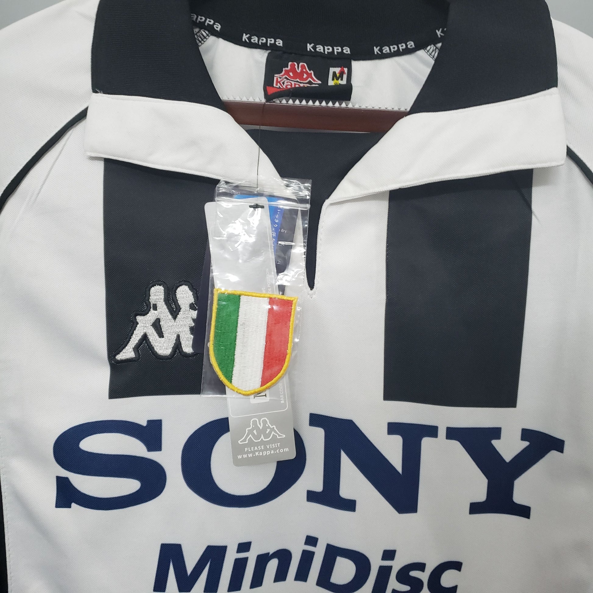 Camisa Juventus Titular 97/98 - Versao Retro - vista traseira
