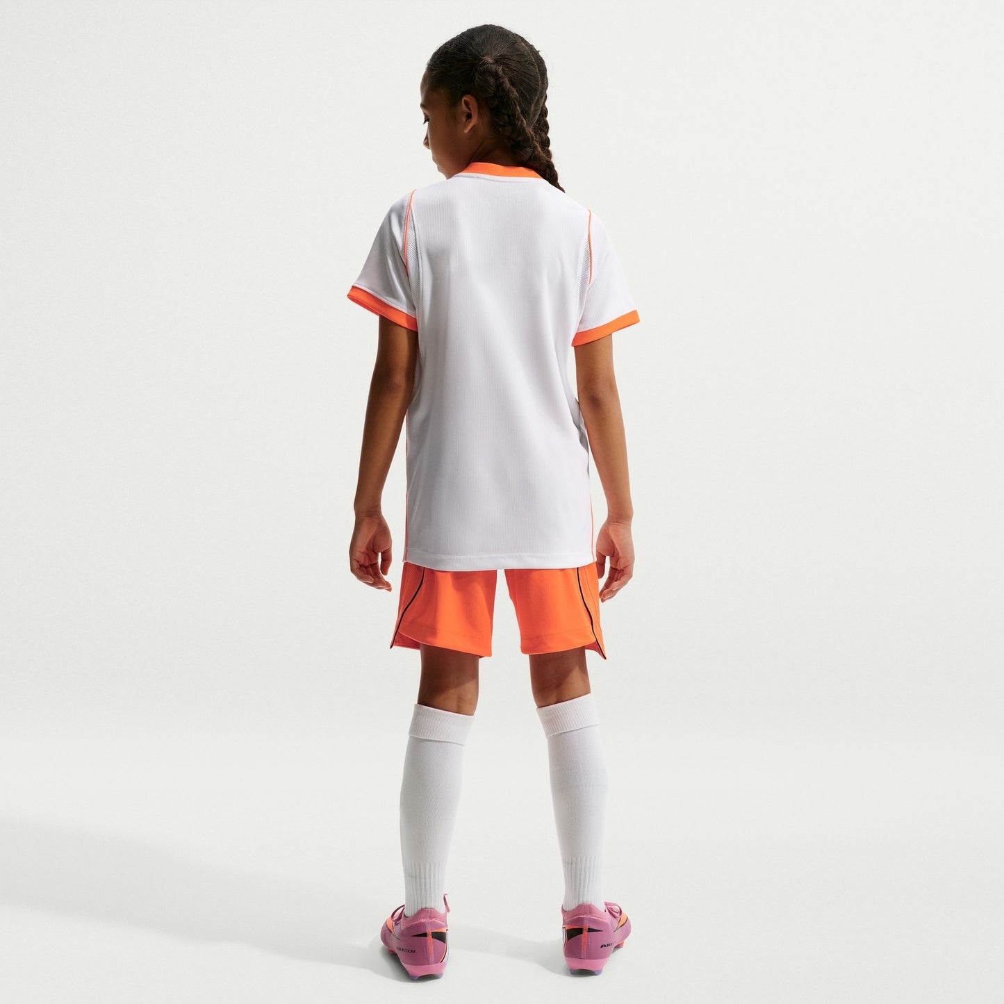 Conjunto Infantil Holanda 2026/27 II - detalhe