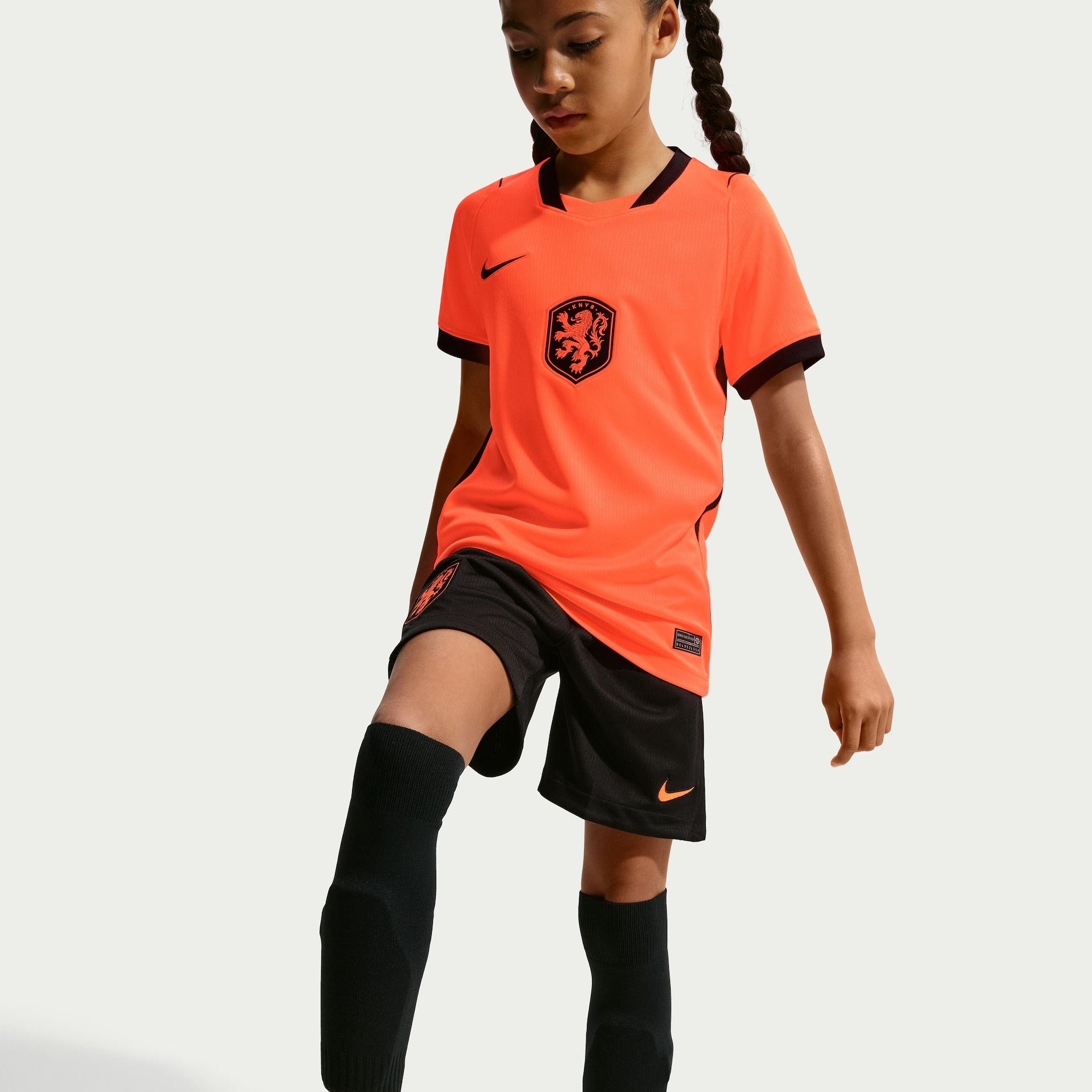 Conjunto Infantil Holanda 2026/27 I - vista traseira